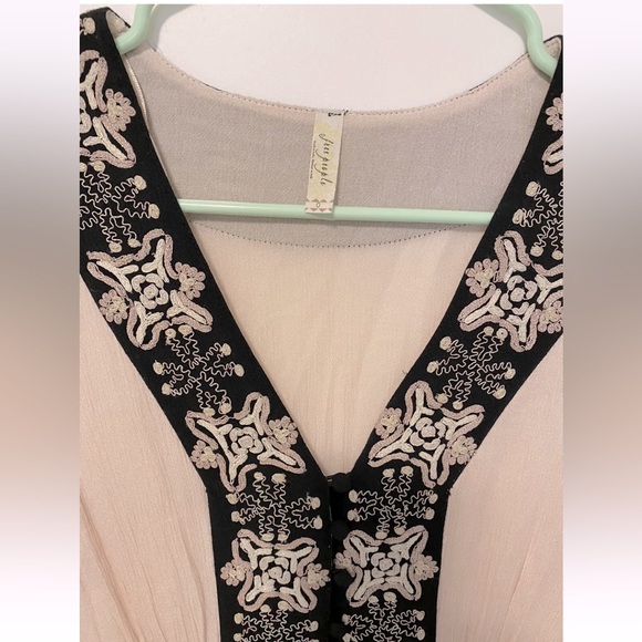 NWOT FREE PEOPLE EMBROIDERED BOHO FESTIVAL DRESS 0/xs - Picture 3 of 10